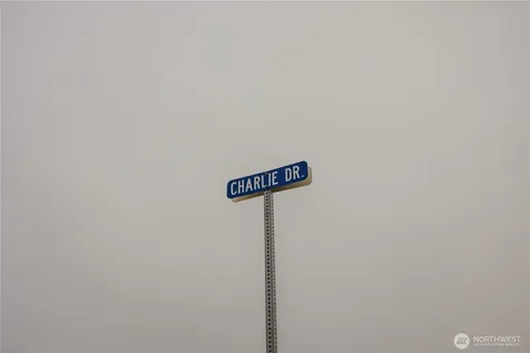 12 Charlie Drive Pateros WA 98846