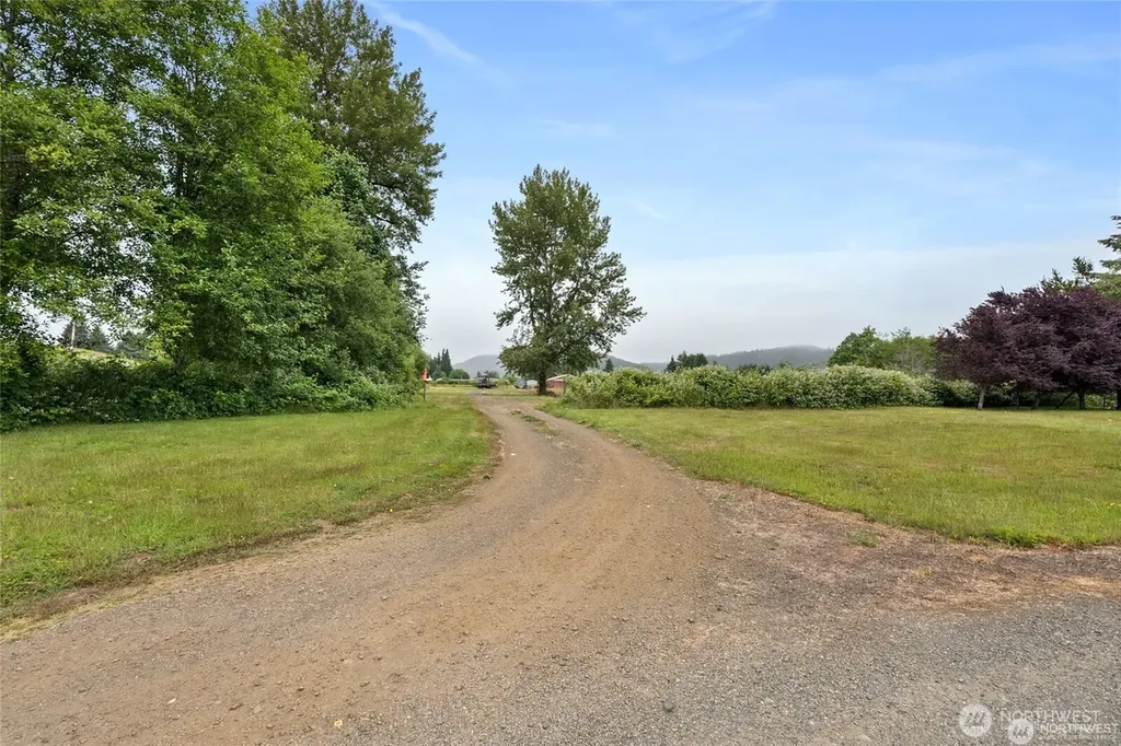 753 State Route 6 Raymond WA 98577