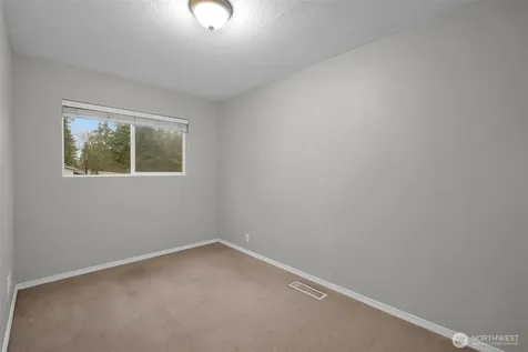9901 59th Avenue Ct E Puyallup WA 98373