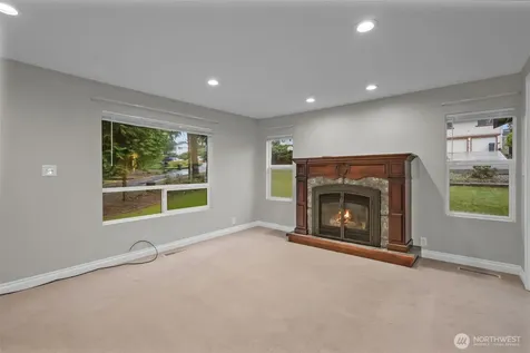 9901 59th Avenue Ct E Puyallup WA 98373