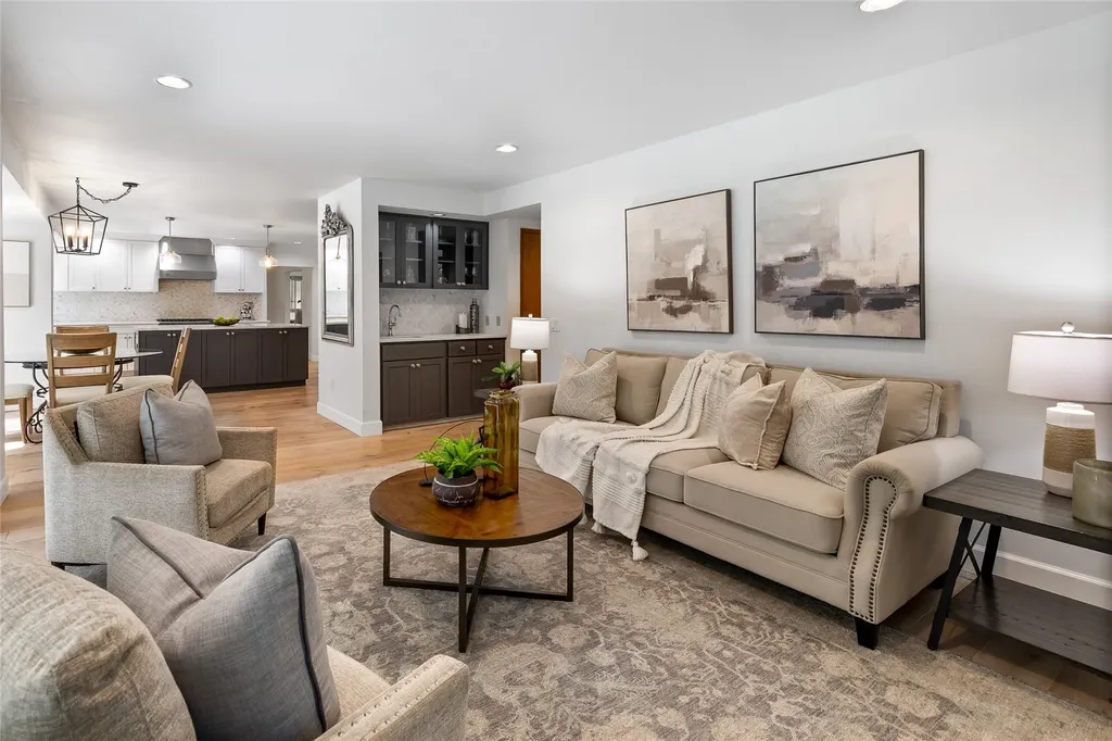 21845 NE 30th Place Sammamish WA 98074