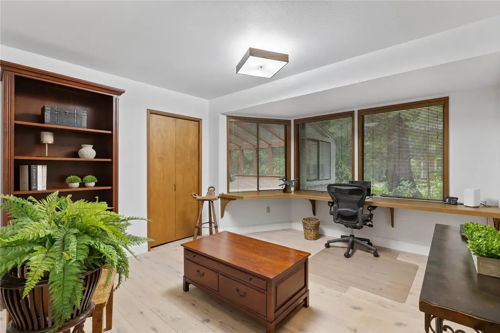 21845 NE 30th Place Sammamish WA 98074