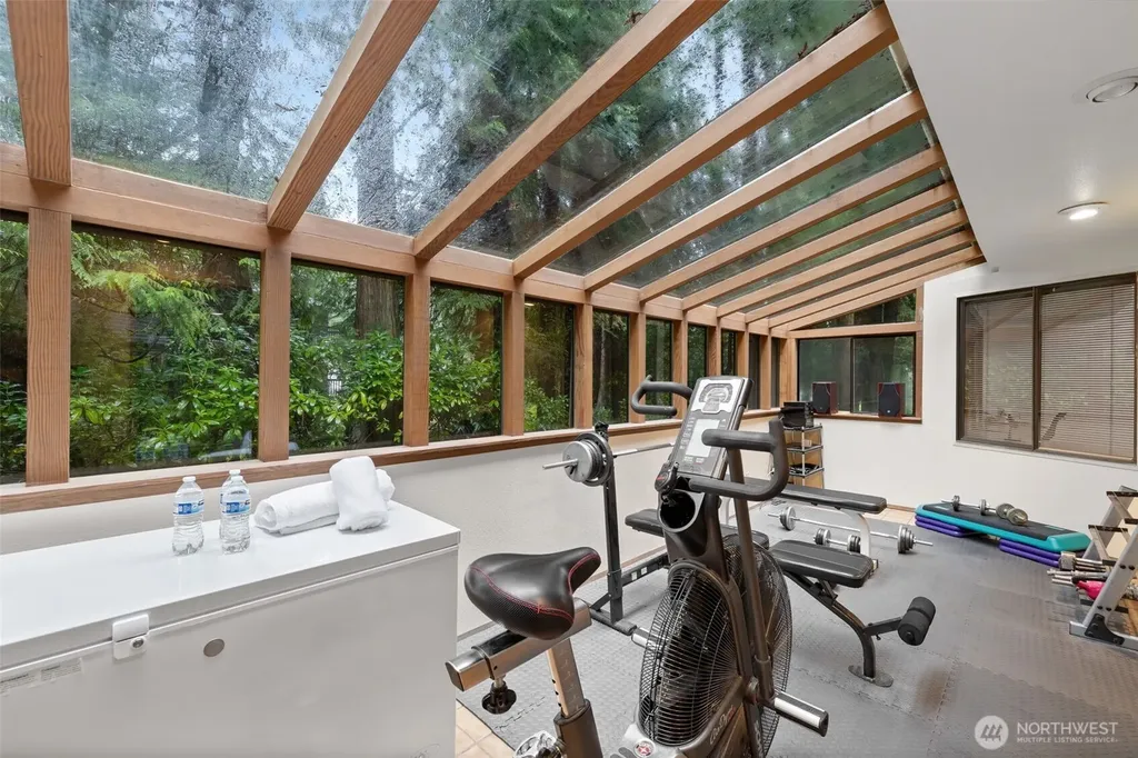 21845 NE 30th Place Sammamish WA 98074