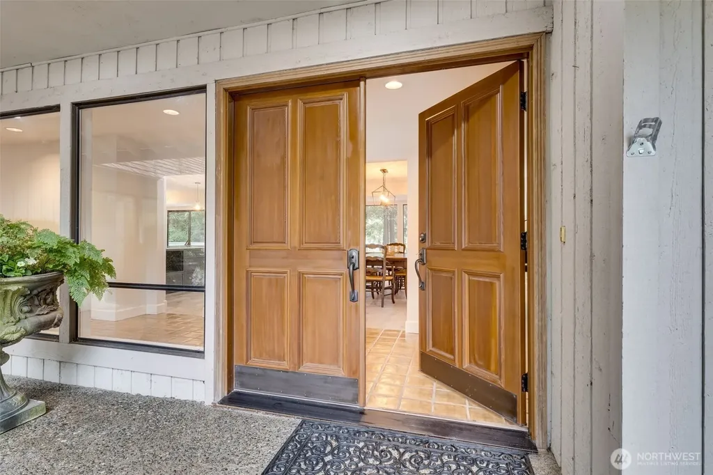 21845 NE 30th Place Sammamish WA 98074