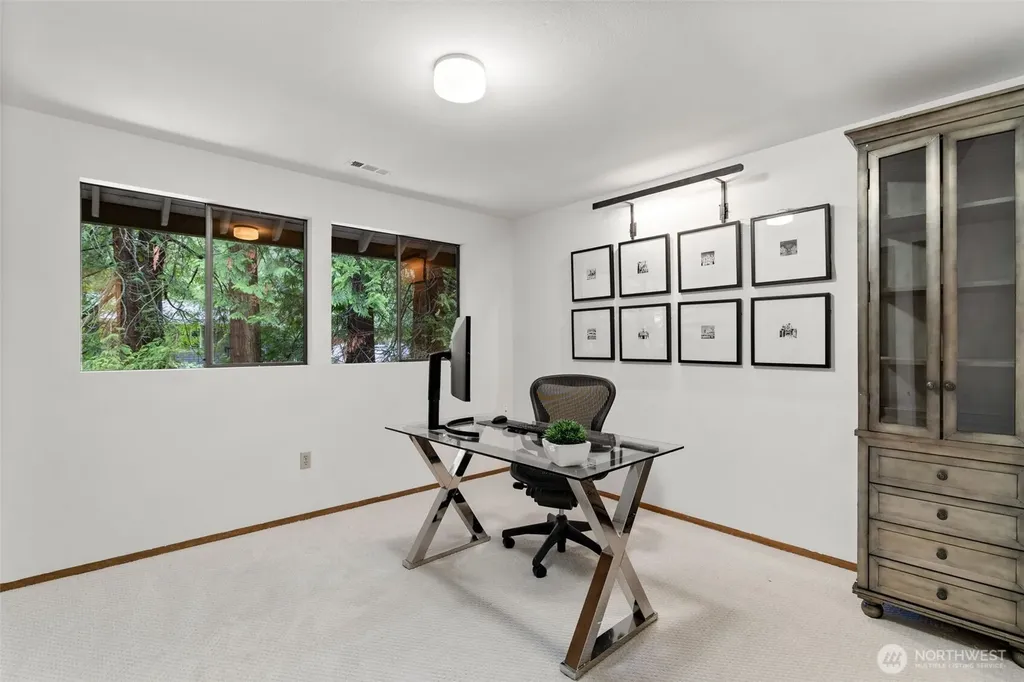 21845 NE 30th Place Sammamish WA 98074