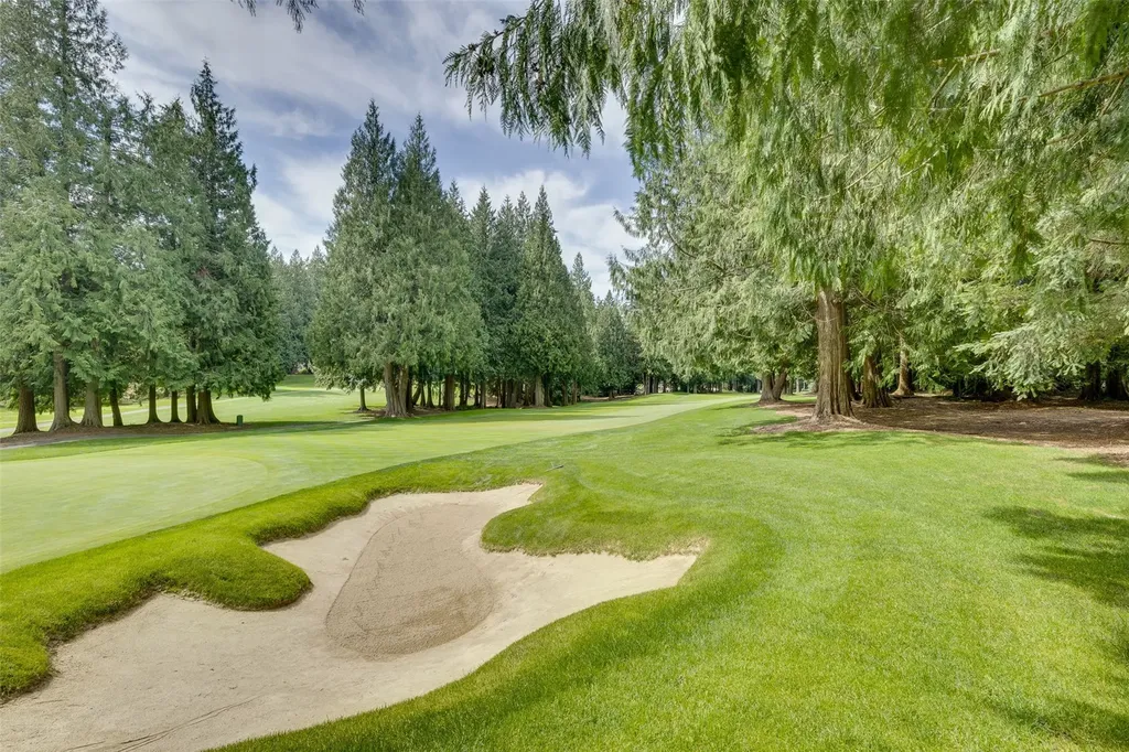 21845 NE 30th Place Sammamish WA 98074