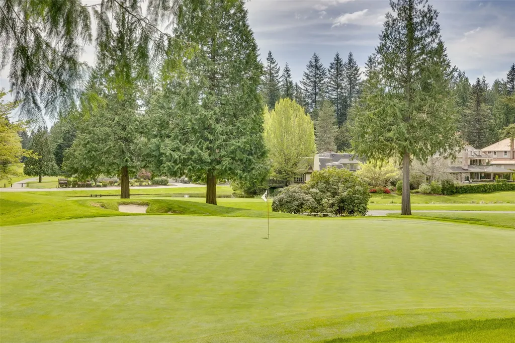 21845 NE 30th Place Sammamish WA 98074