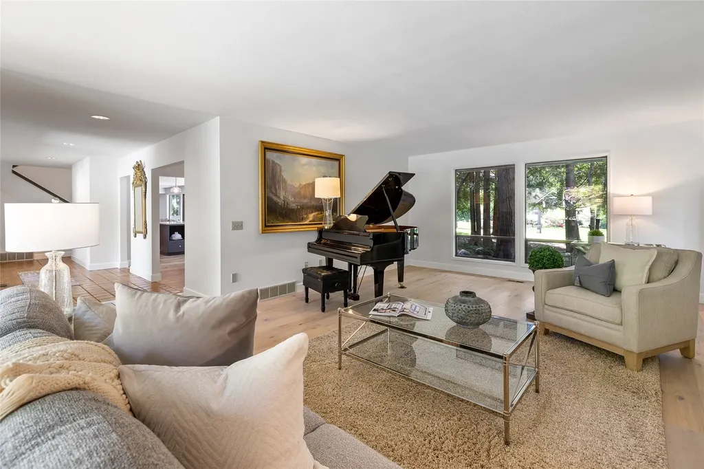 21845 NE 30th Place Sammamish WA 98074