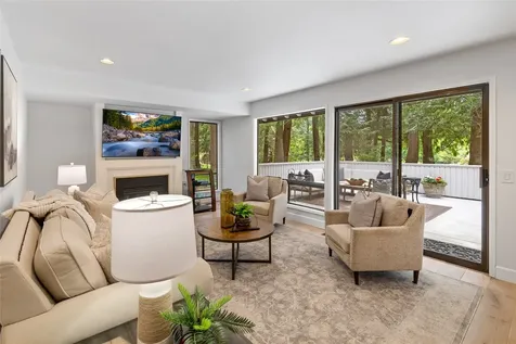 21845 NE 30th Place Sammamish WA 98074