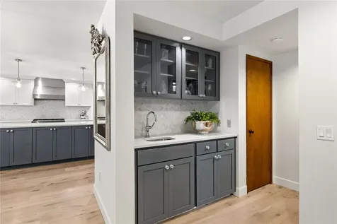 21845 NE 30th Place Sammamish WA 98074