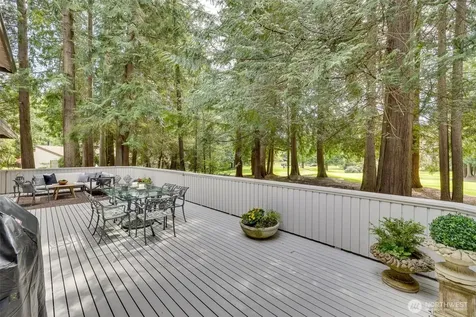 21845 NE 30th Place Sammamish WA 98074