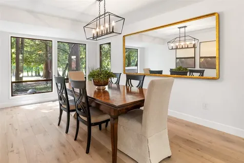 21845 NE 30th Place Sammamish WA 98074