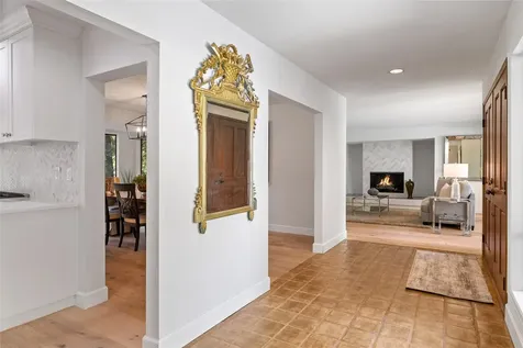 21845 NE 30th Place Sammamish WA 98074