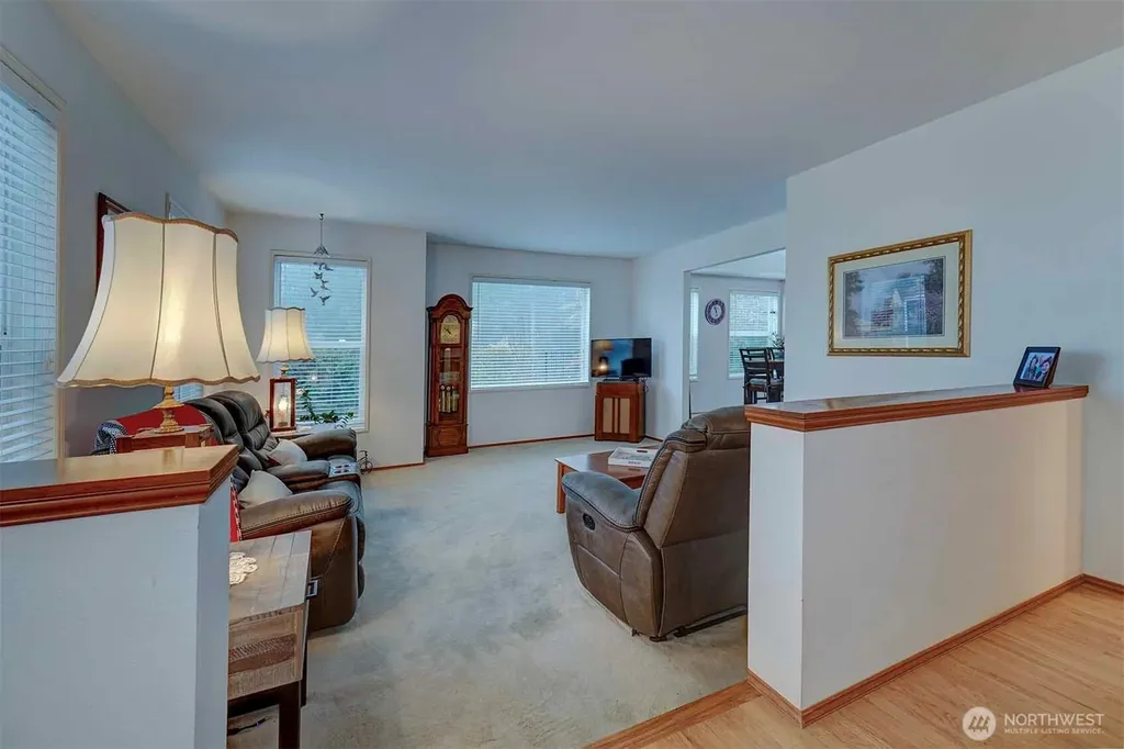 6494 Windward Place NW Bremerton WA 98312