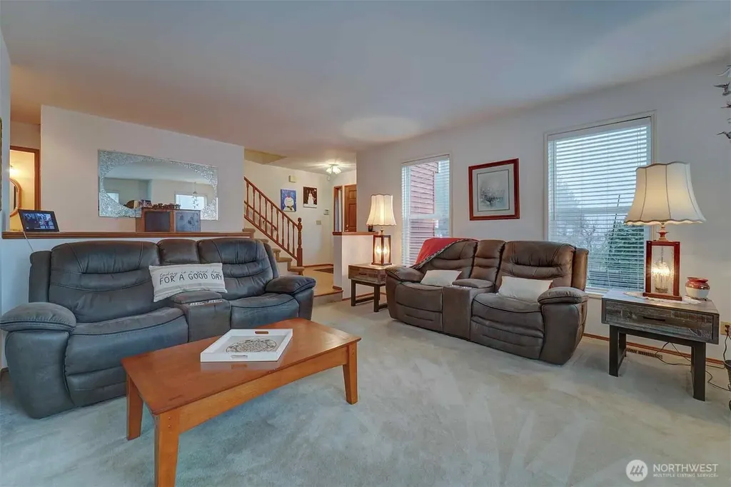 6494 Windward Place NW Bremerton WA 98312