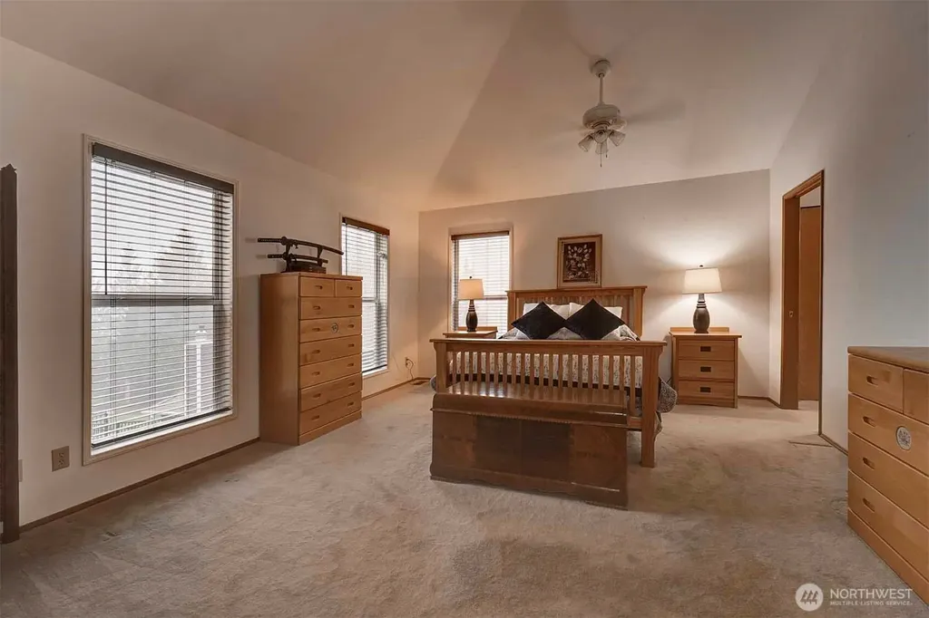 6494 Windward Place NW Bremerton WA 98312