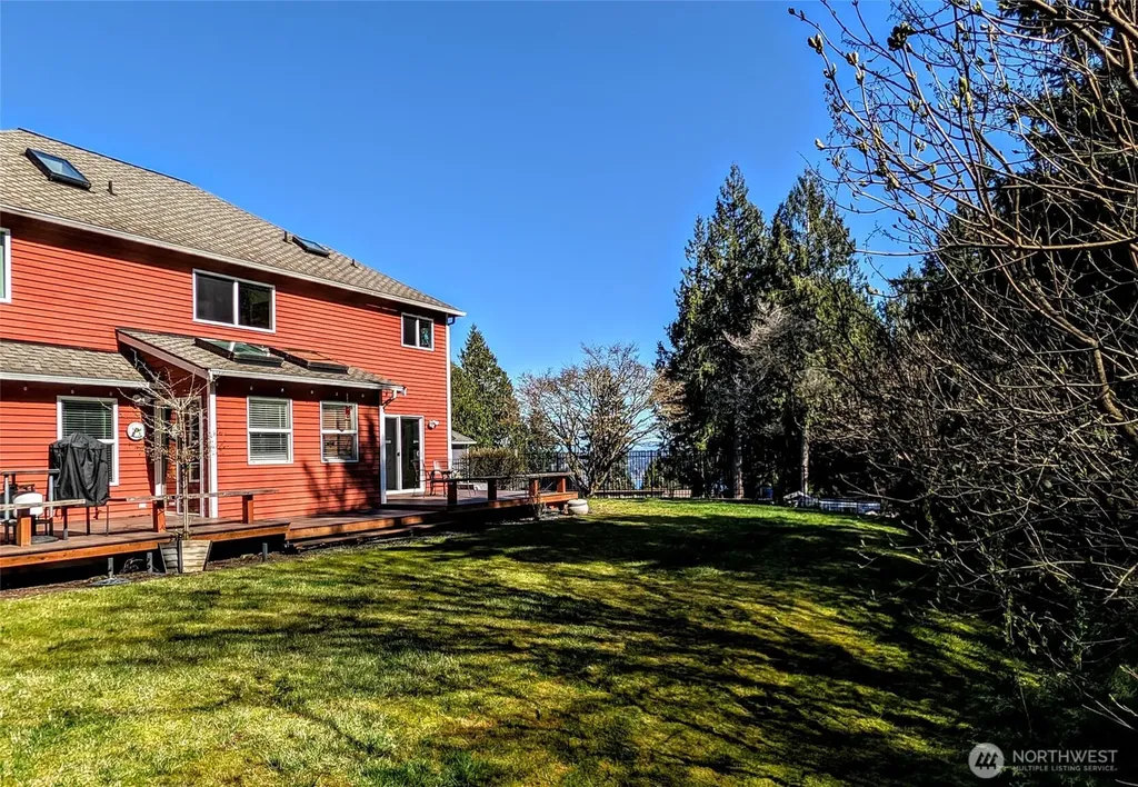 6494 Windward Place NW Bremerton WA 98312