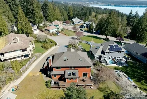 6494 Windward Place NW Bremerton WA 98312