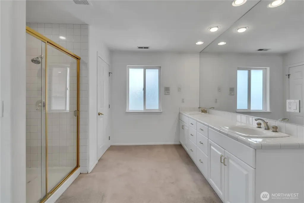 30432 227th Place SE Black Diamond WA 98010