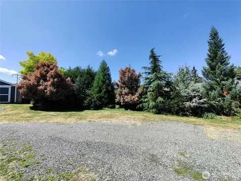 8017 64th Street SE Snohomish WA 98290