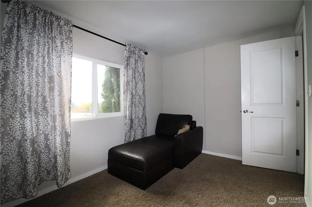 23905 101st Avenue E Graham WA 98338