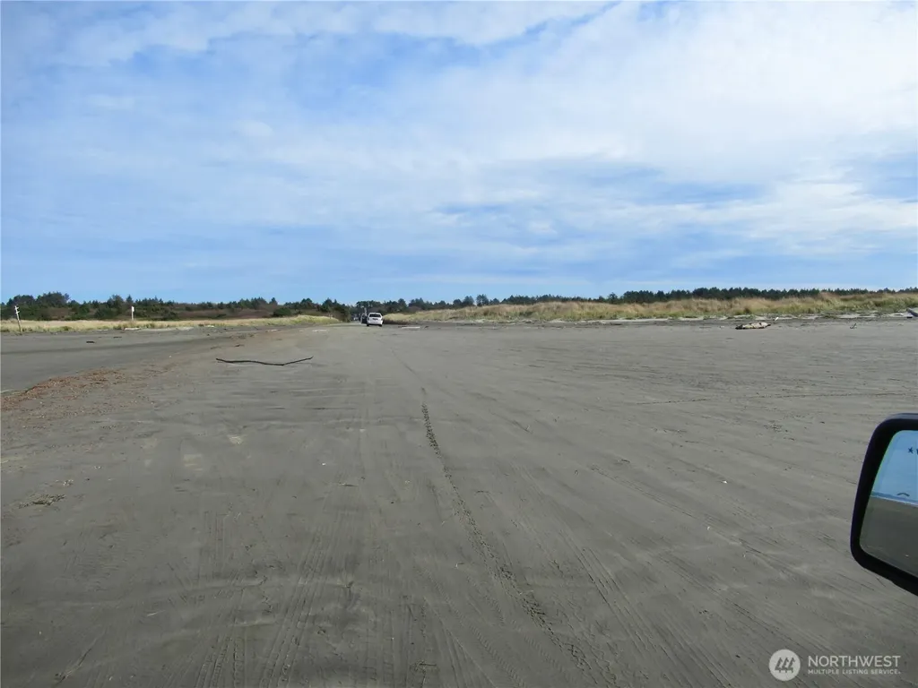 12 Driftwood Drive Ocean Shores WA 98569