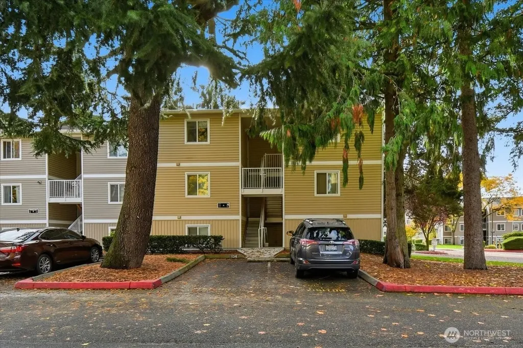 12515 NE 132nd Court Kirkland WA 98034