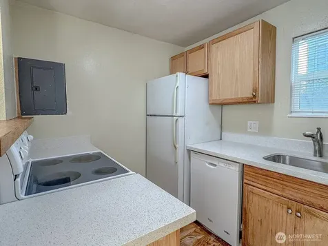 7103 Linden Avenue N Seattle WA 98103
