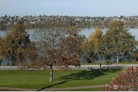 7103 Linden Avenue N Seattle WA 98103