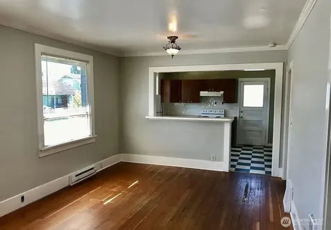 7103 Linden Avenue N Seattle WA 98103