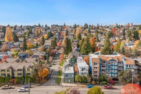 7103 Linden Avenue N Seattle WA 98103