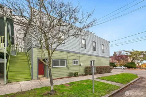 7103 Linden Avenue N Seattle WA 98103