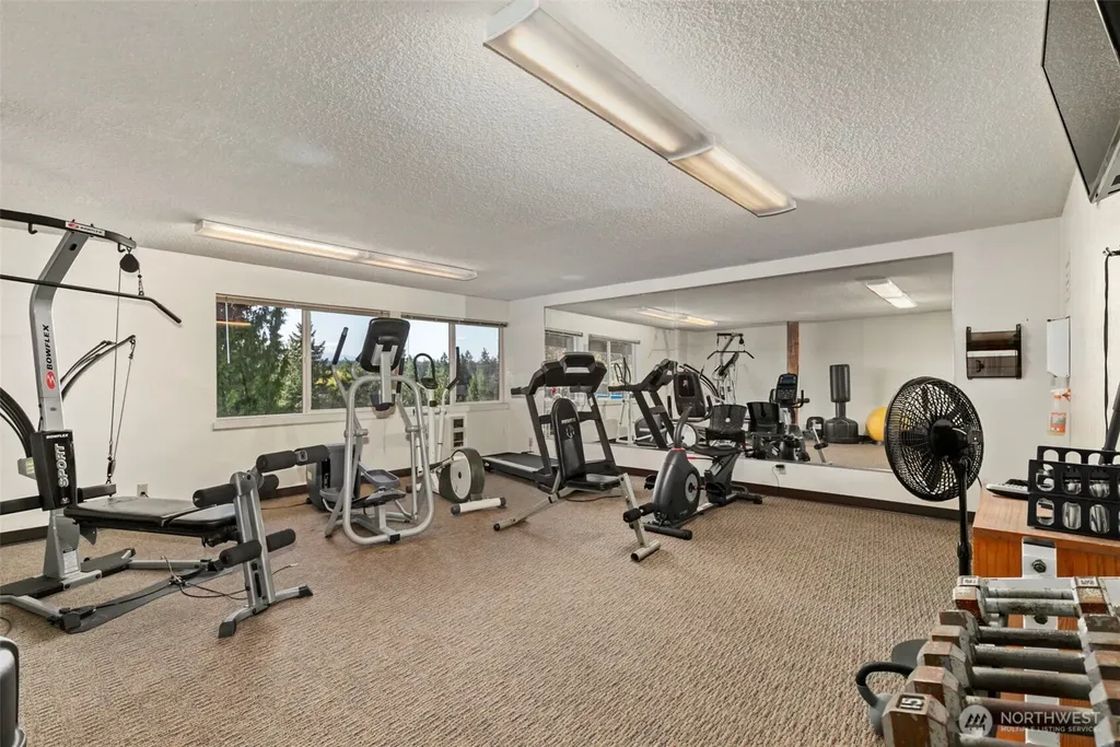 20026 Viking Crest Loop NE Poulsbo WA 98370