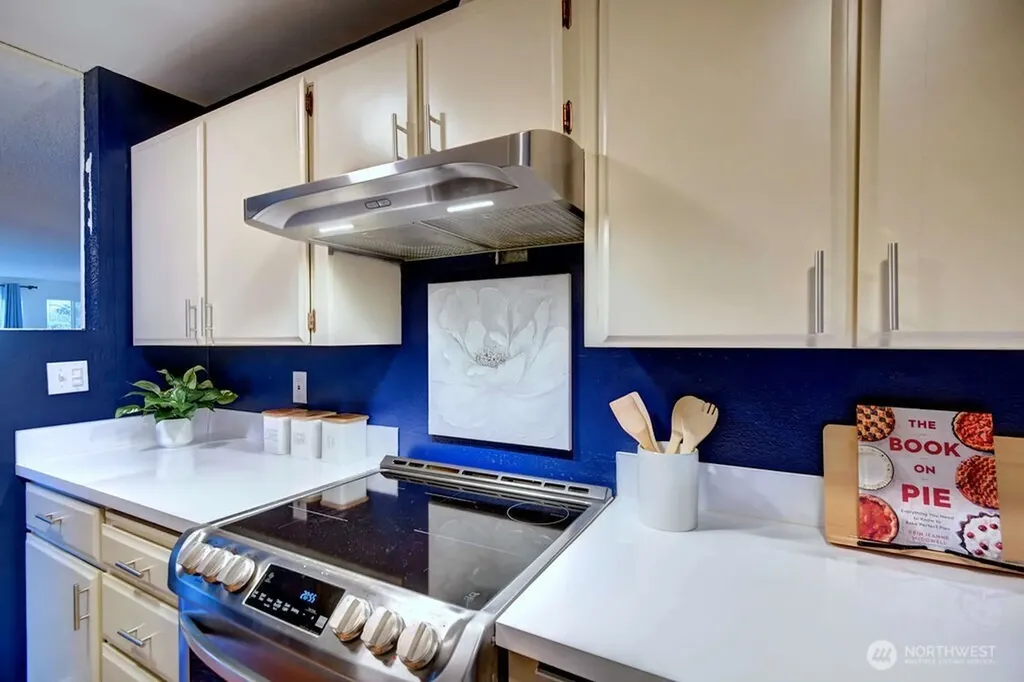 13045 15th Avenue NE Seattle WA 98125