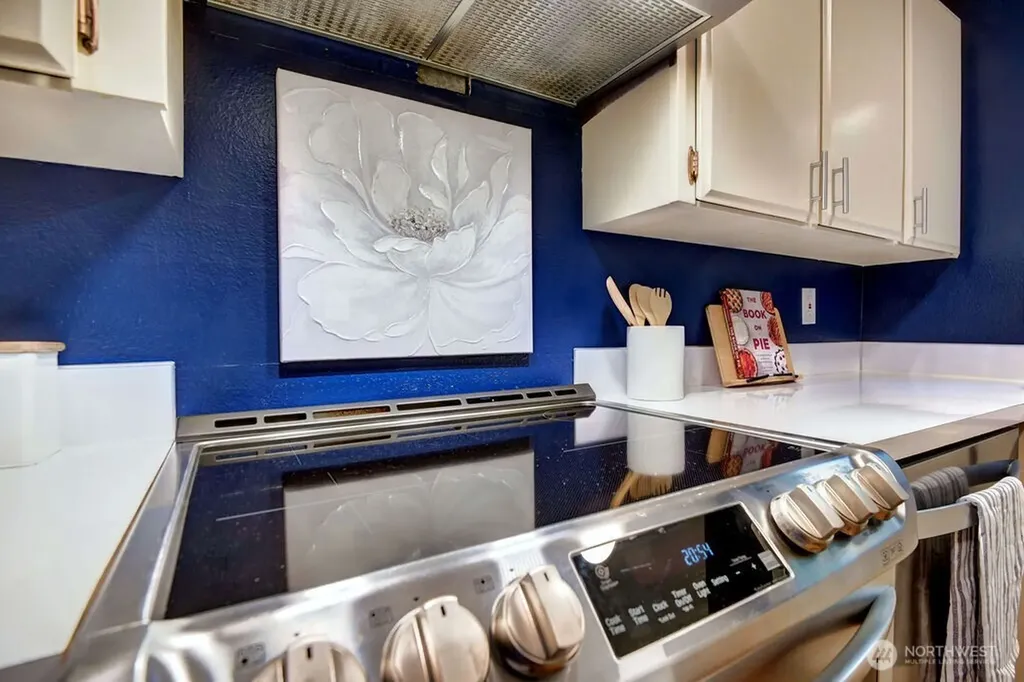 13045 15th Avenue NE Seattle WA 98125