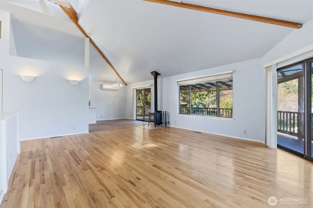 80 NE Brook Place Tahuya WA 98588