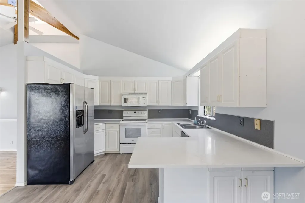 80 NE Brook Place Tahuya WA 98588