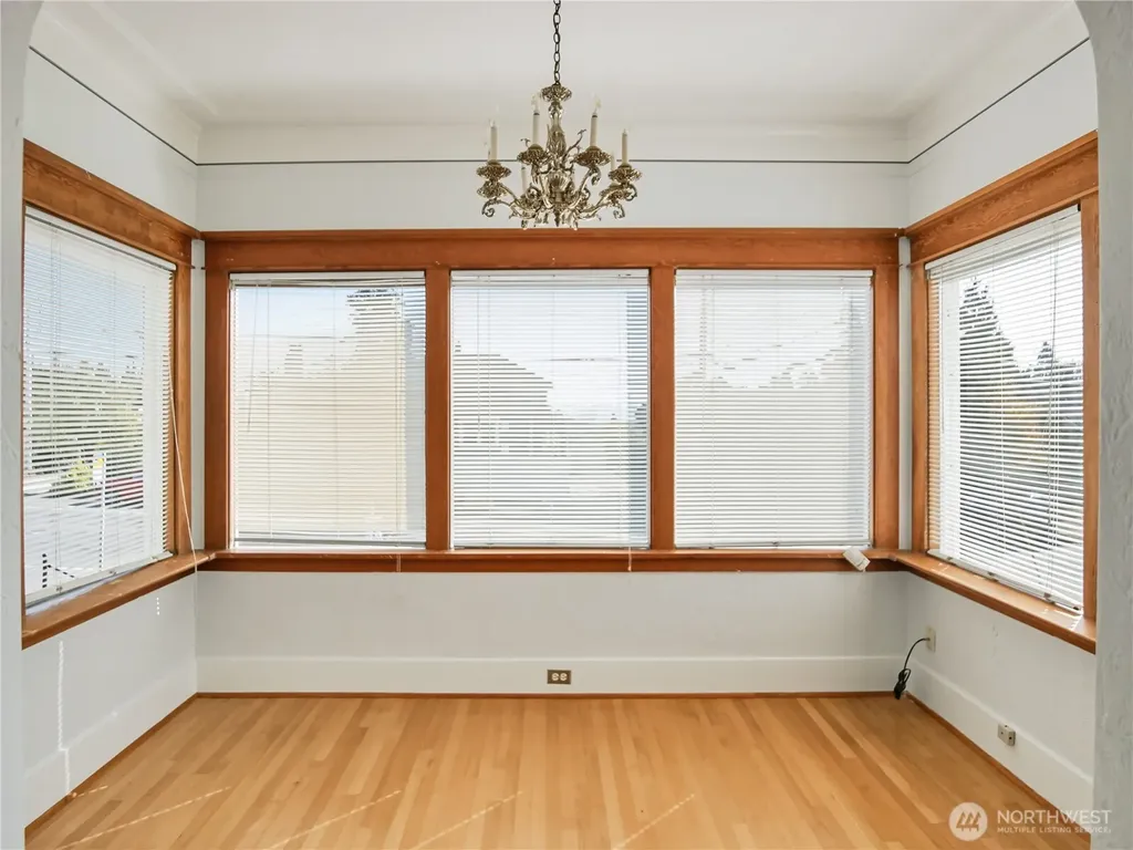 2205 31st Avenue S Seattle WA 98144