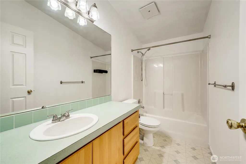 704 87th Avenue NE Lake Stevens WA 98258