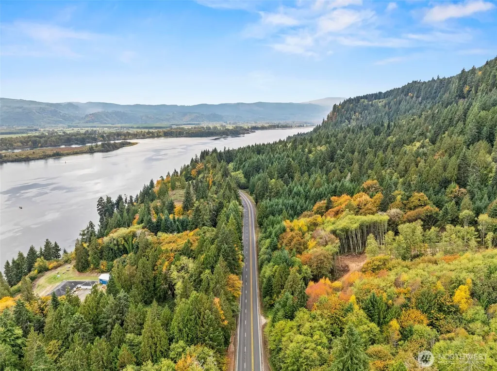 0 E State Route 4 Cathlamet WA 98612