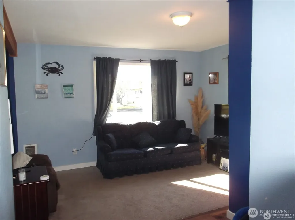 210 W Tacoma Avenue Westport WA 98595