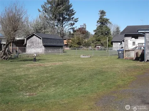 210 W Tacoma Avenue Westport WA 98595