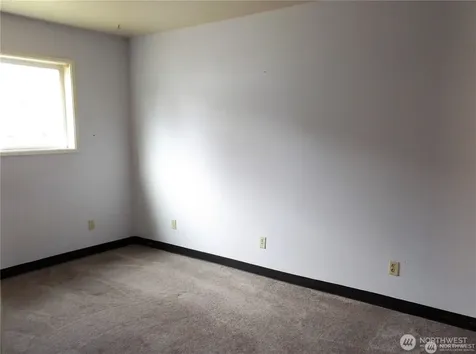 210 W Tacoma Avenue Westport WA 98595