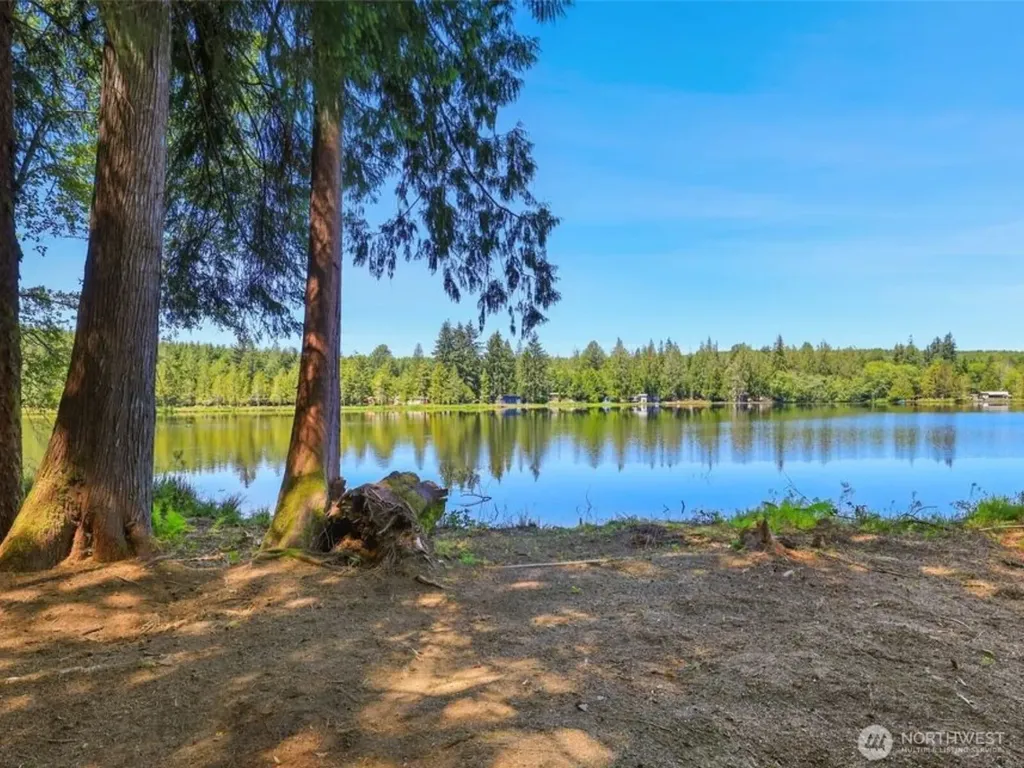 131 Chimacum Drive Elma WA 98541