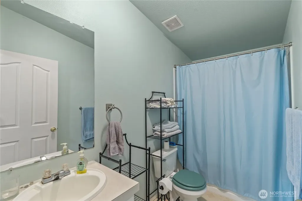 1614 Martin Street Elma WA 98541
