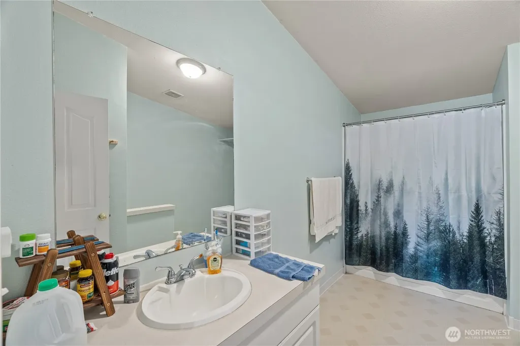 1614 Martin Street Elma WA 98541