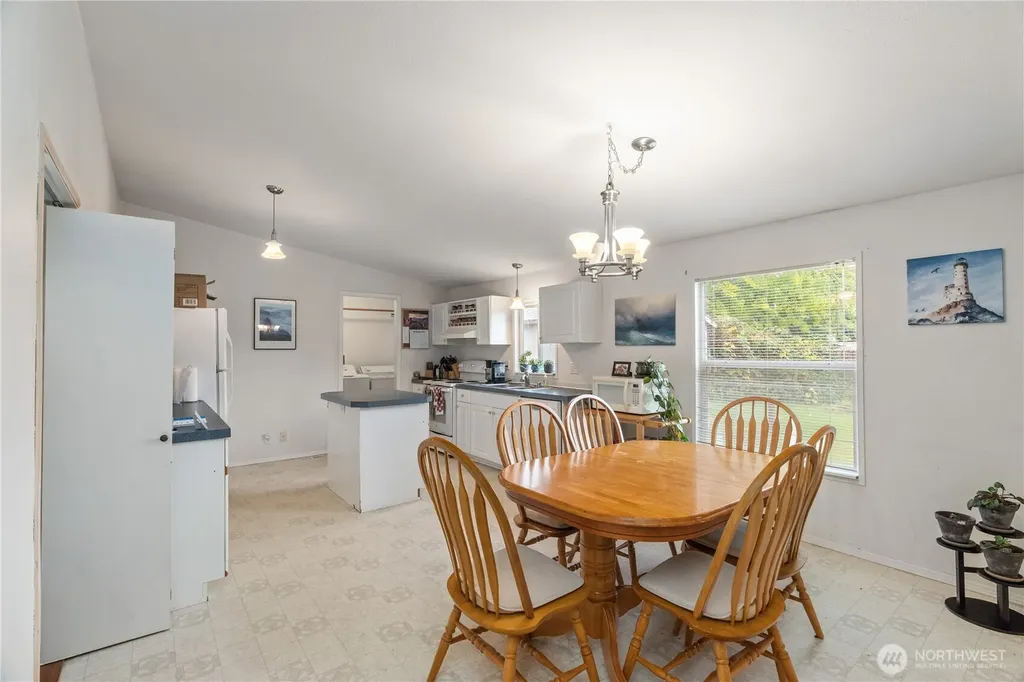 1614 Martin Street Elma WA 98541