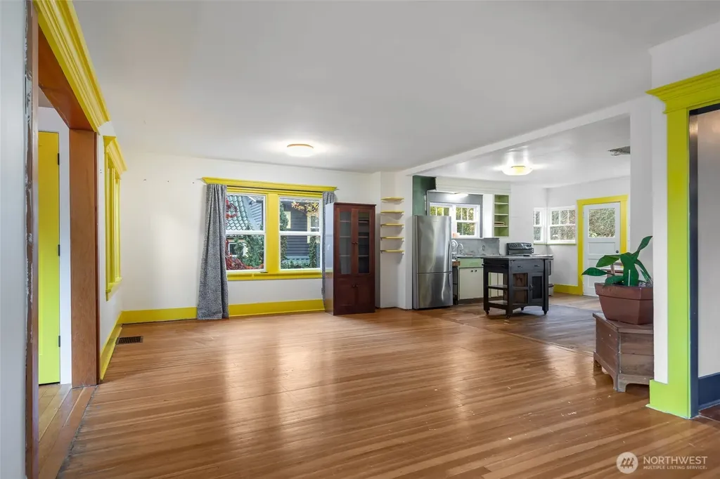 3007 S Court Street Seattle WA 98144