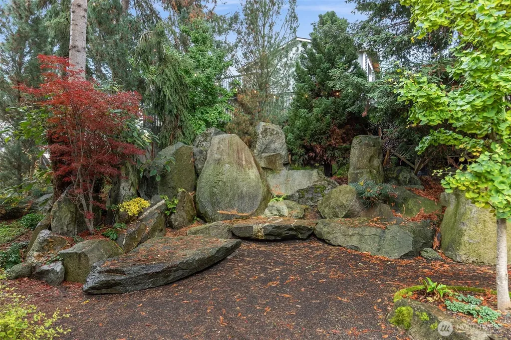 3007 S Court Street Seattle WA 98144