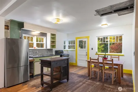 3007 S Court Street Seattle WA 98144